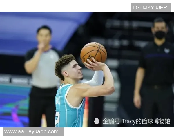 拉梅洛鲍尔三分球火力全开16投10中砍下28分4篮板13助攻1抢断表现惊艳