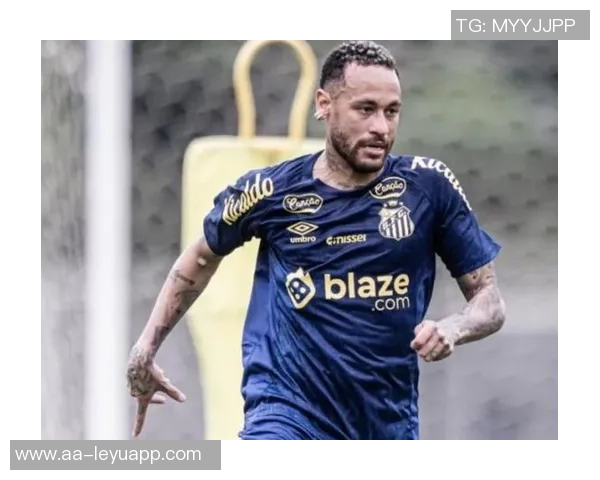 内马尔拼尽全力助桑托斯保级展现不屈斗志与团队精神