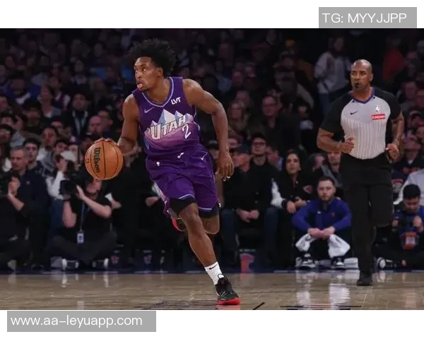 塞克斯顿表现出色但外线失准10投5中贡献14分2篮板5助攻正负值高达13