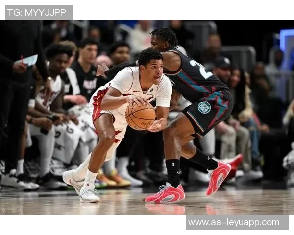 鲍威尔三分狂轰36分带队击败东部第一展现超强实力